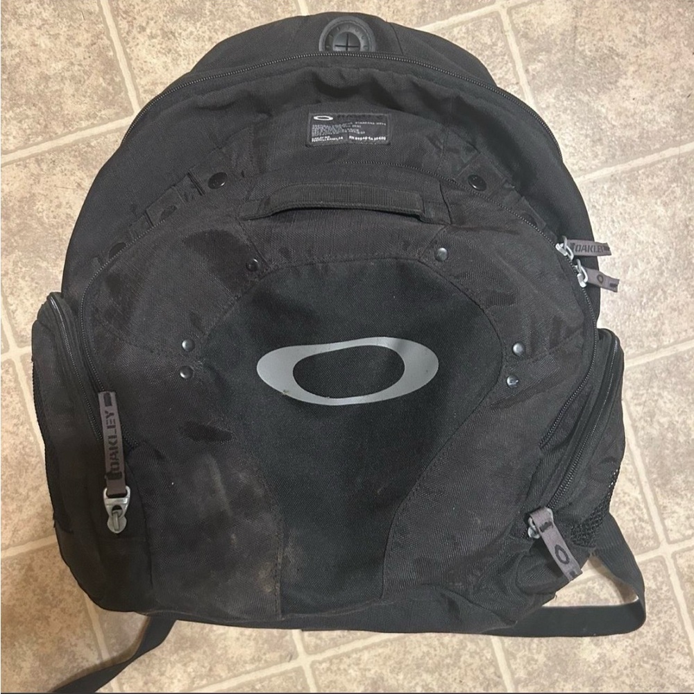 Oakley Black and Gray Men's Backpack